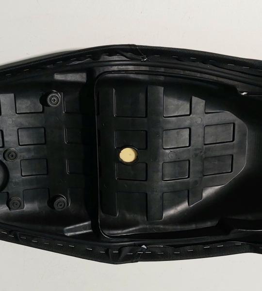Sella Nera per Scooter  Kymco XTING 300 - 00177004